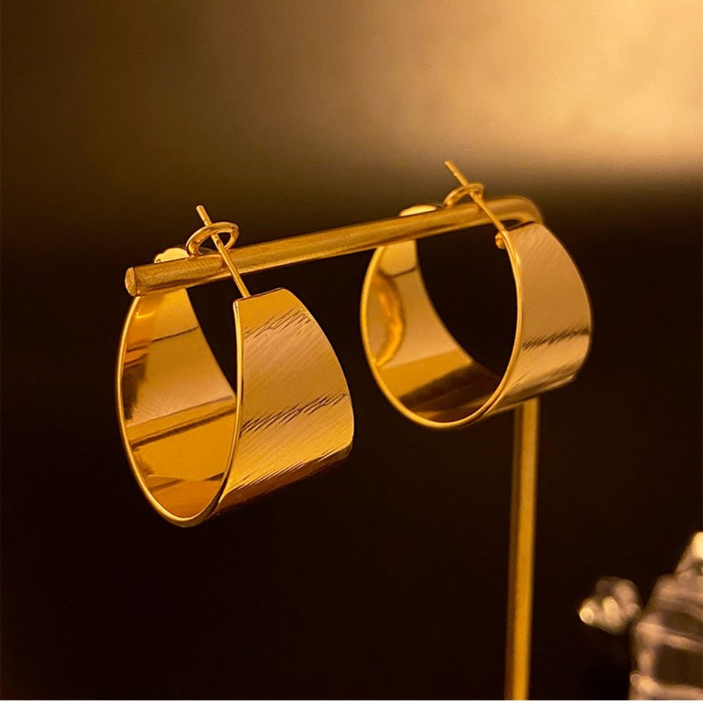 Fashion Gold and Silver Round S925 Silver Needle Earrings